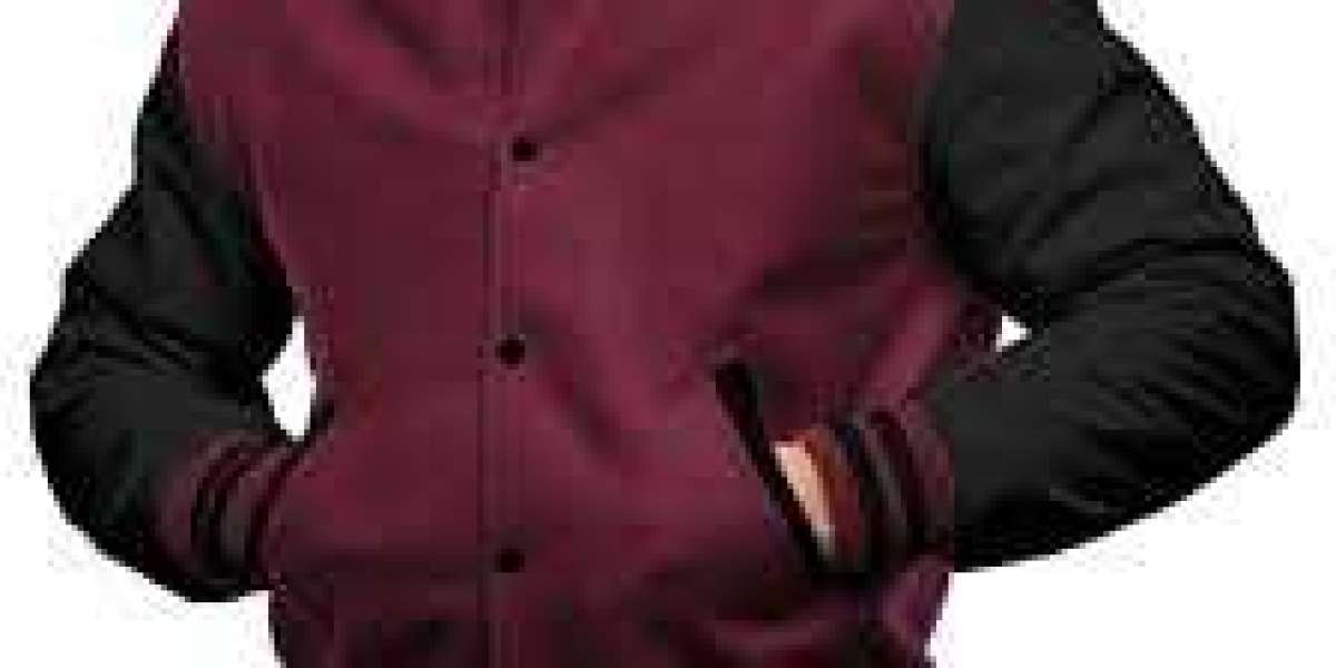 Why Should You Choose a Leather Bomber Jacket Men From Oskar Jacket?