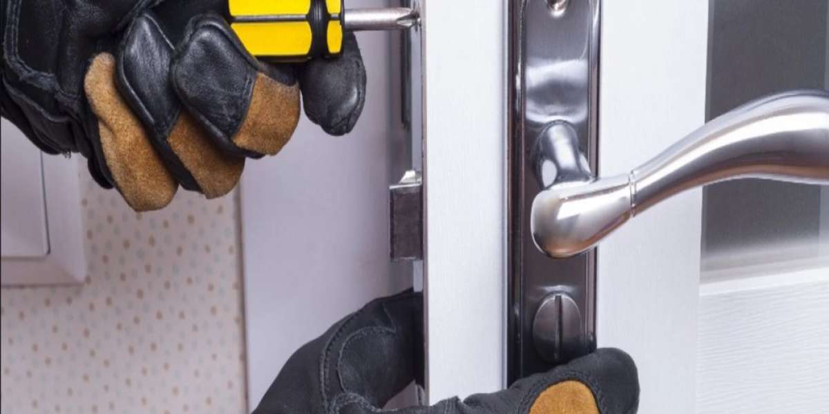 Emergency Locksmith Dubai: Comprehensive Guide to 24/7 Locksmith Services in the UAE